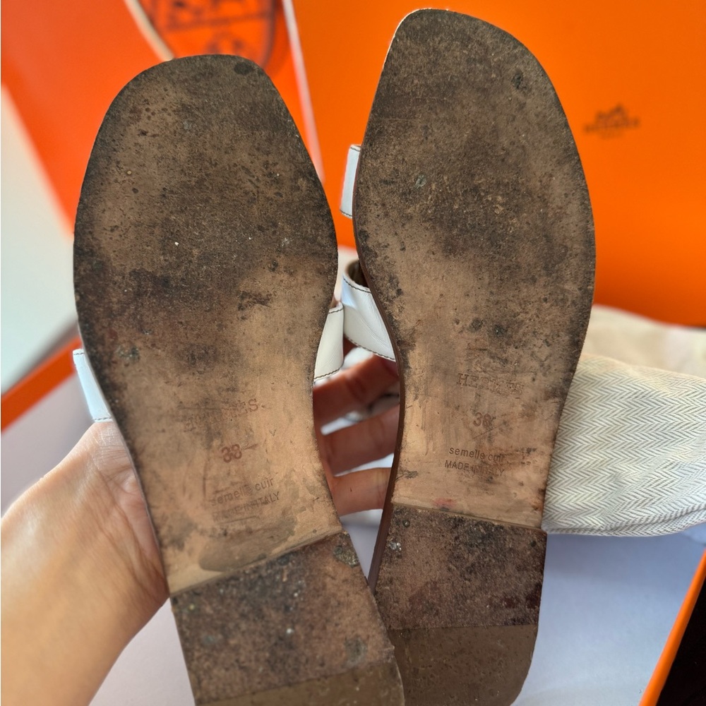 Authentic Hermès White and Brown Sandals - Picture 6 of 13